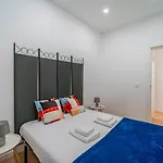 Apartmán Bright 3br W/ 2 Baths - Near Graca & Tagus | By Airnest