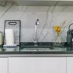 Apartmán Bright 3br W/ 2 Baths - Near Graca & Tagus | By Airnest